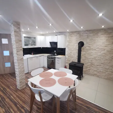 Ferienhaus Osada Blanka Trzy Jeziora ,las Swornegacie *