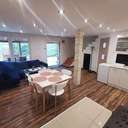 Osada Blanka Trzy Jeziora ,las Swornegacie