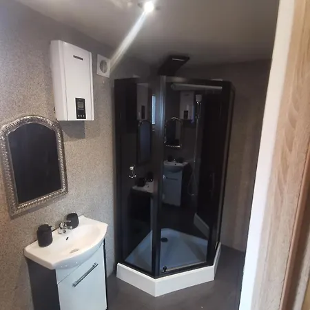 Osada Blanka Trzy Jeziora ,las Swornegacie *