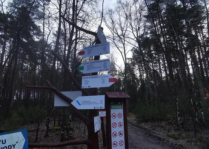 Osada Blanka Trzy Jeziora ,las Swornegacie