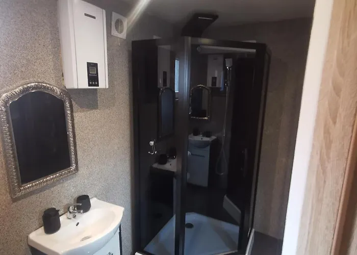 Osada Blanka Trzy Jeziora ,las Swornegacie *