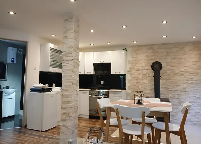 Osada Blanka Trzy Jeziora ,las Swornegacie Male Swornegacie